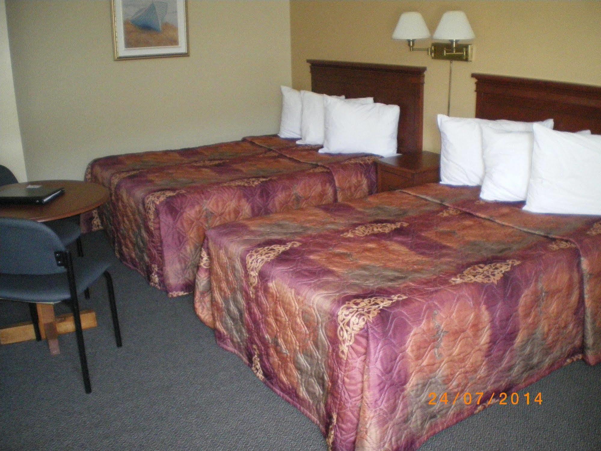 Hotel Motel Manoir De Perce Bagian luar foto