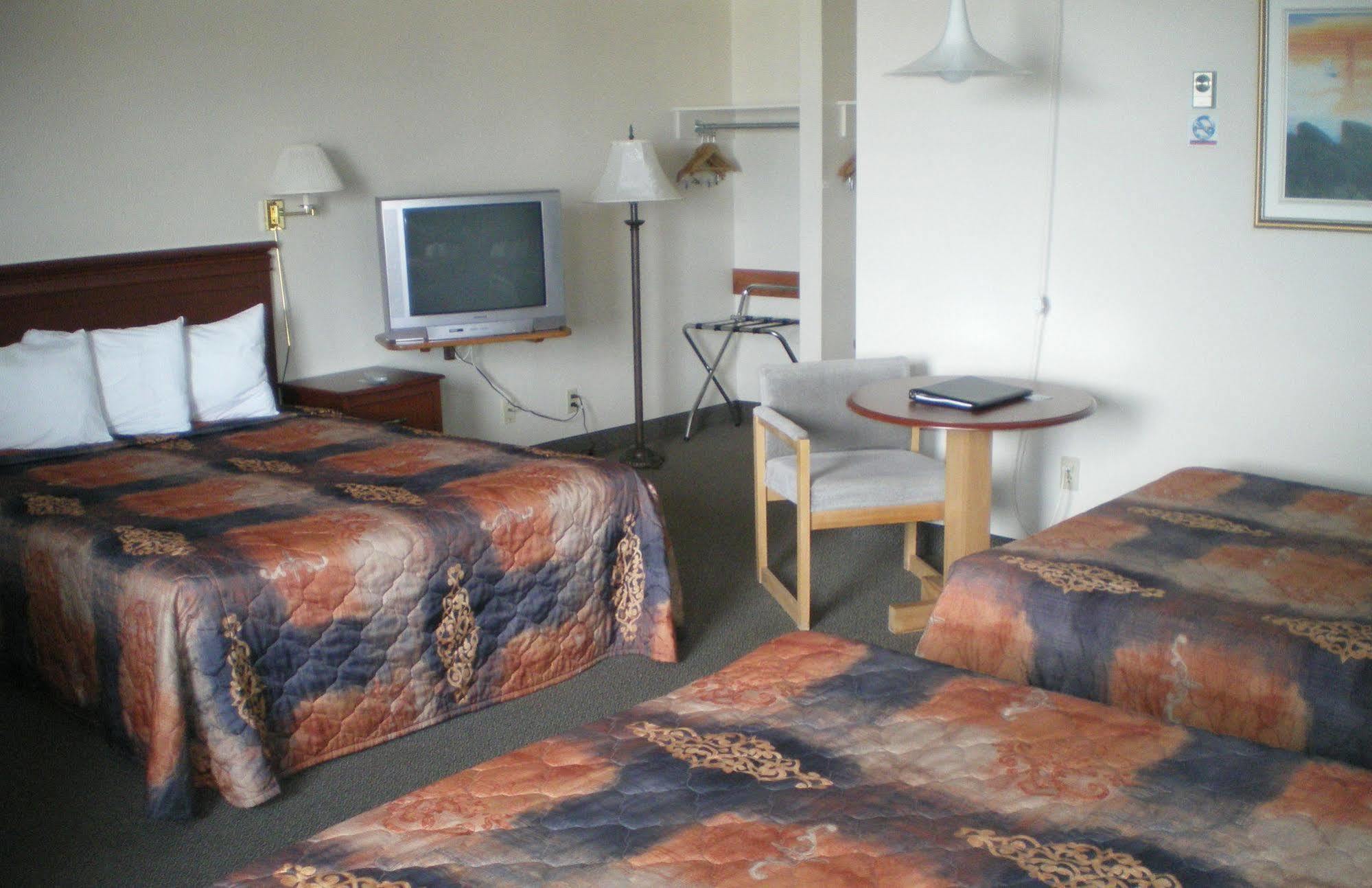 Hotel Motel Manoir De Perce Bagian luar foto
