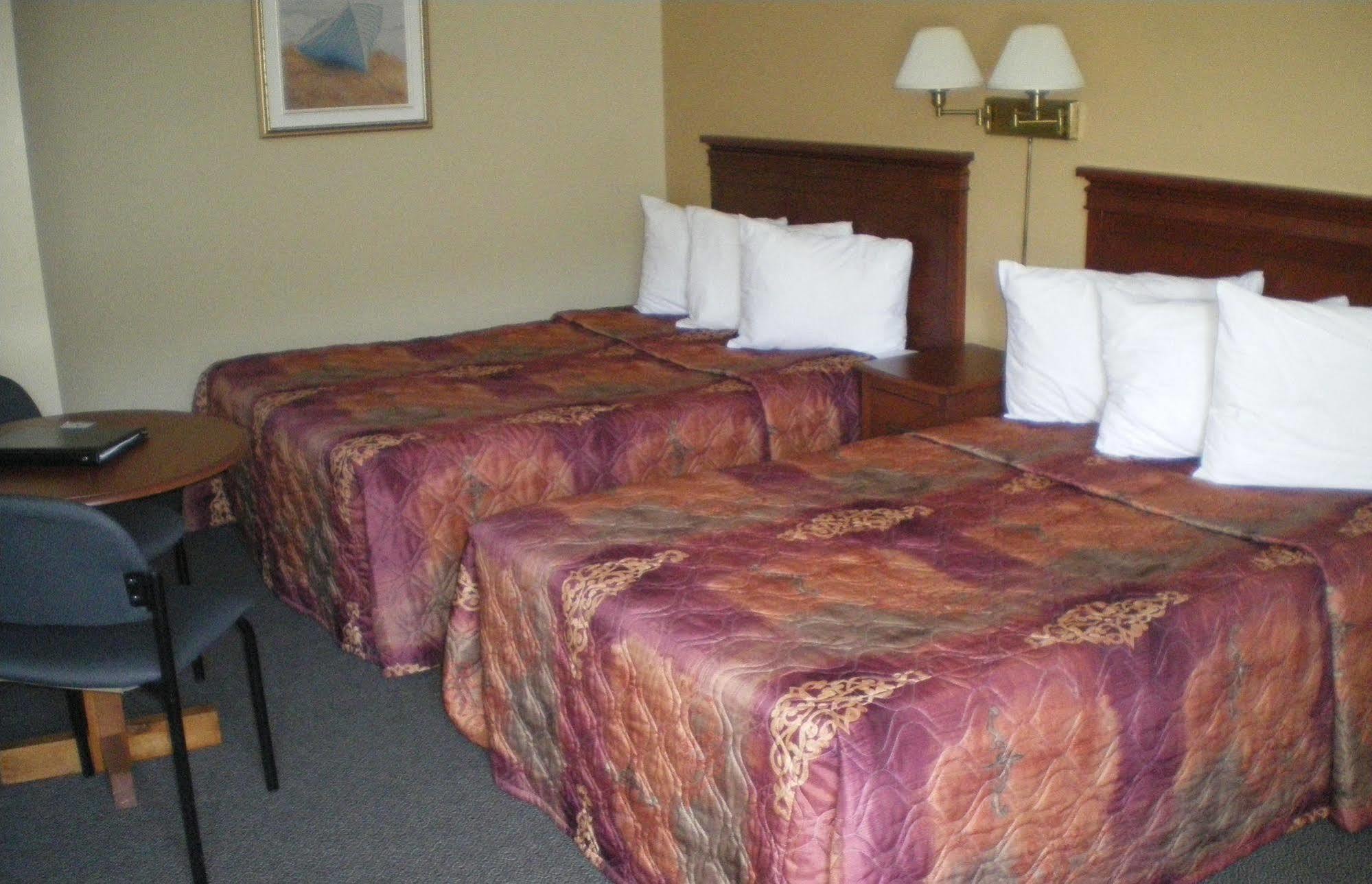Hotel Motel Manoir De Perce Bagian luar foto