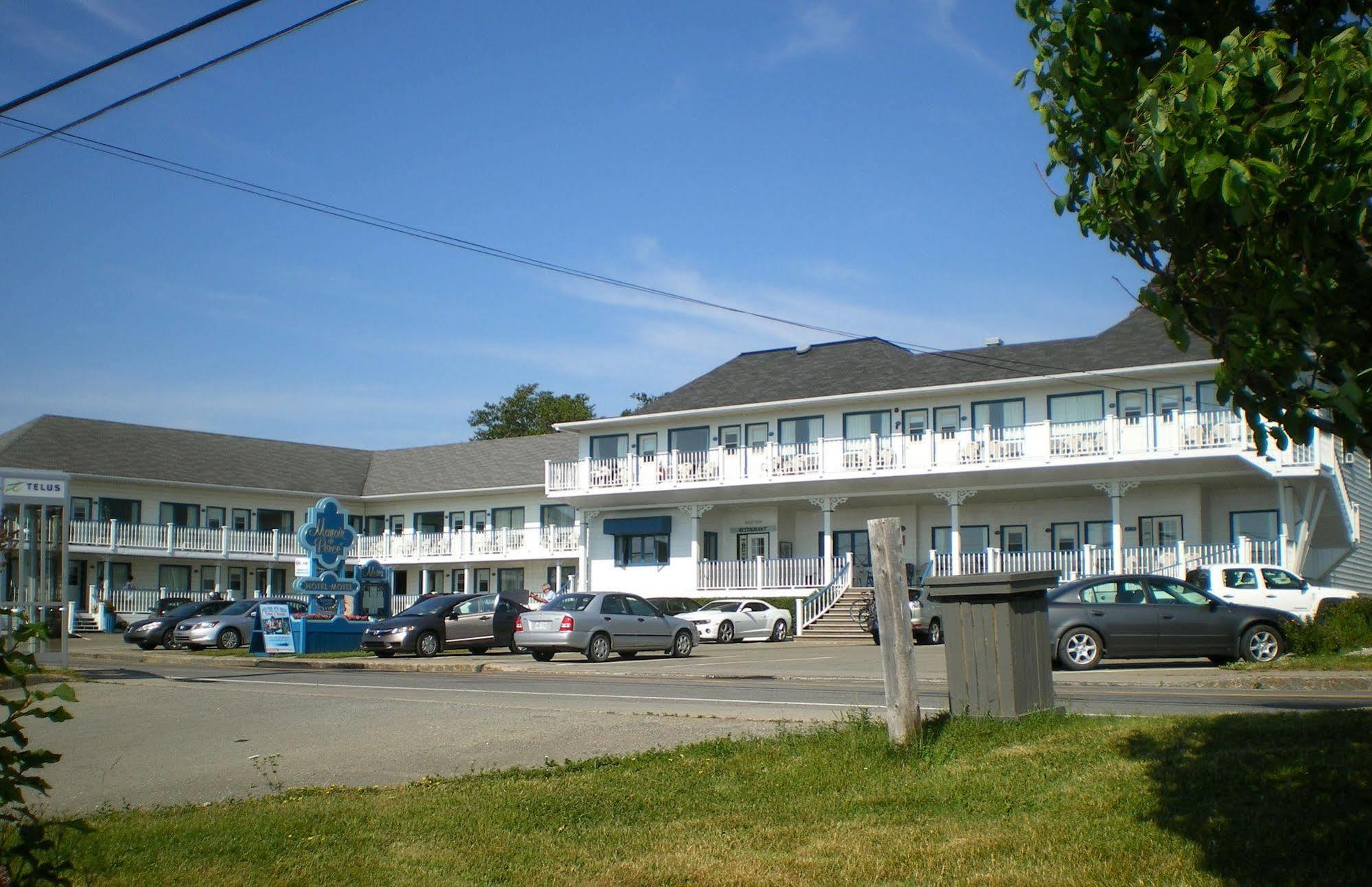 Hotel Motel Manoir De Perce Bagian luar foto