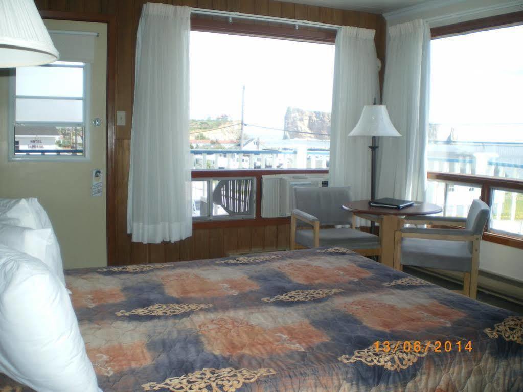 Hotel Motel Manoir De Perce Bagian luar foto